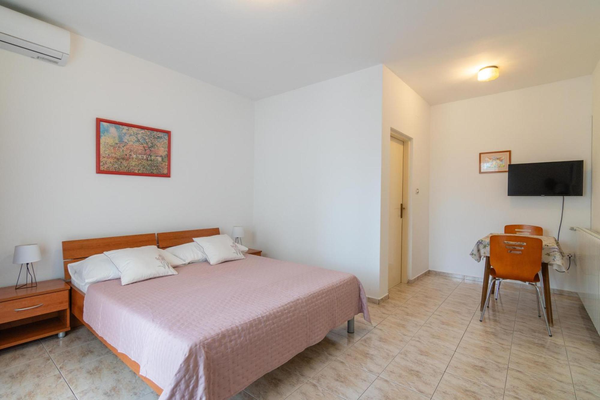 Apartments With A Parking Space Mandre, Pag - 18748 コラン エクステリア 写真
