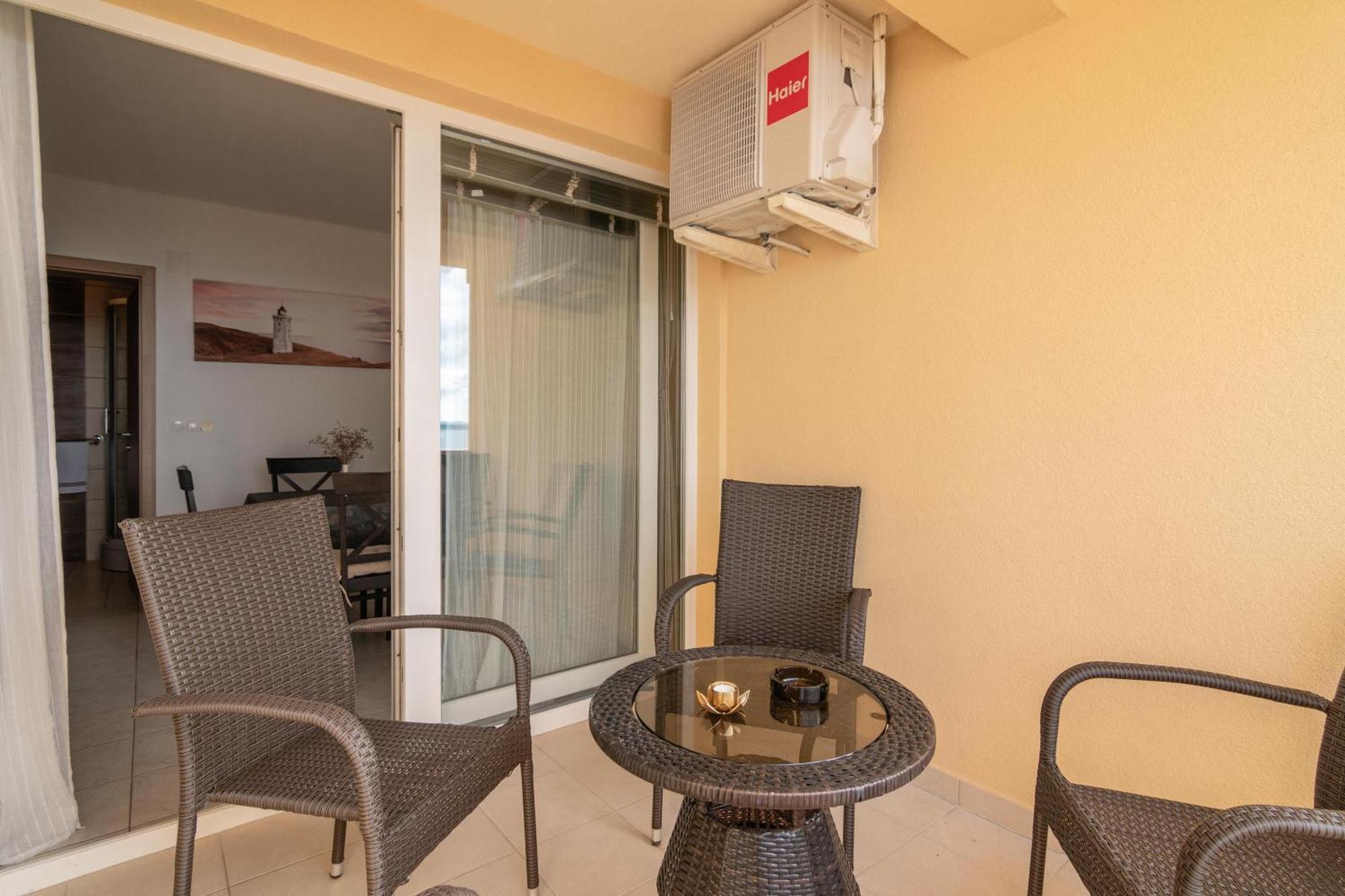 Apartments With A Parking Space Mandre, Pag - 18748 コラン エクステリア 写真