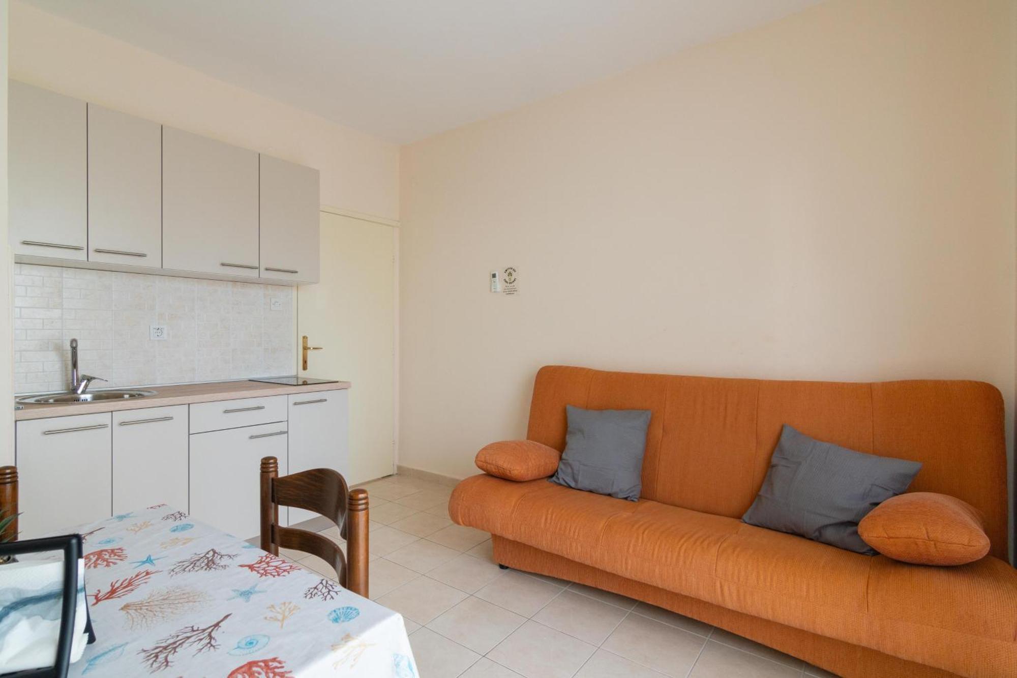 Apartments With A Parking Space Mandre, Pag - 18748 コラン エクステリア 写真