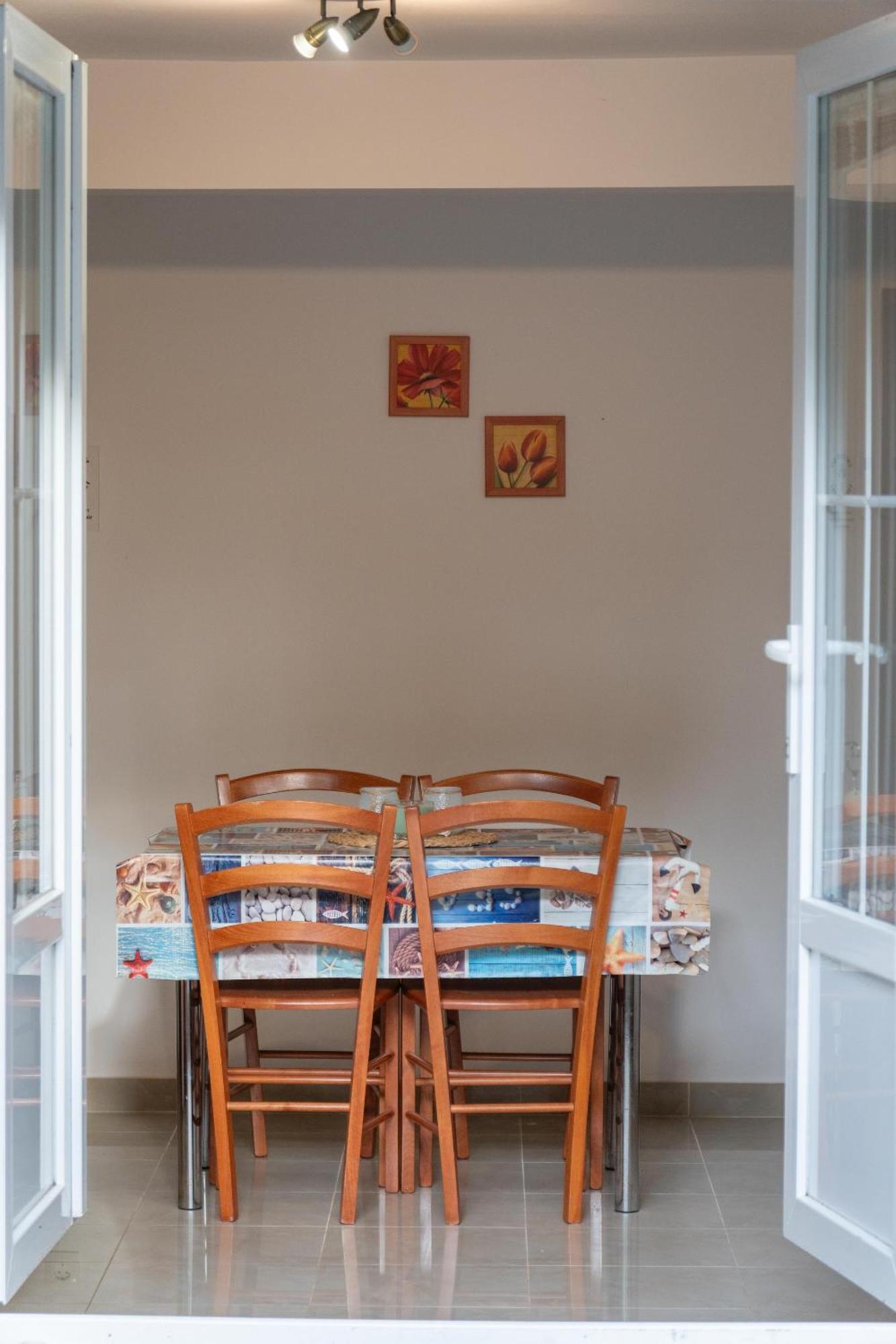 Apartments With A Parking Space Mandre, Pag - 18748 コラン 部屋 写真