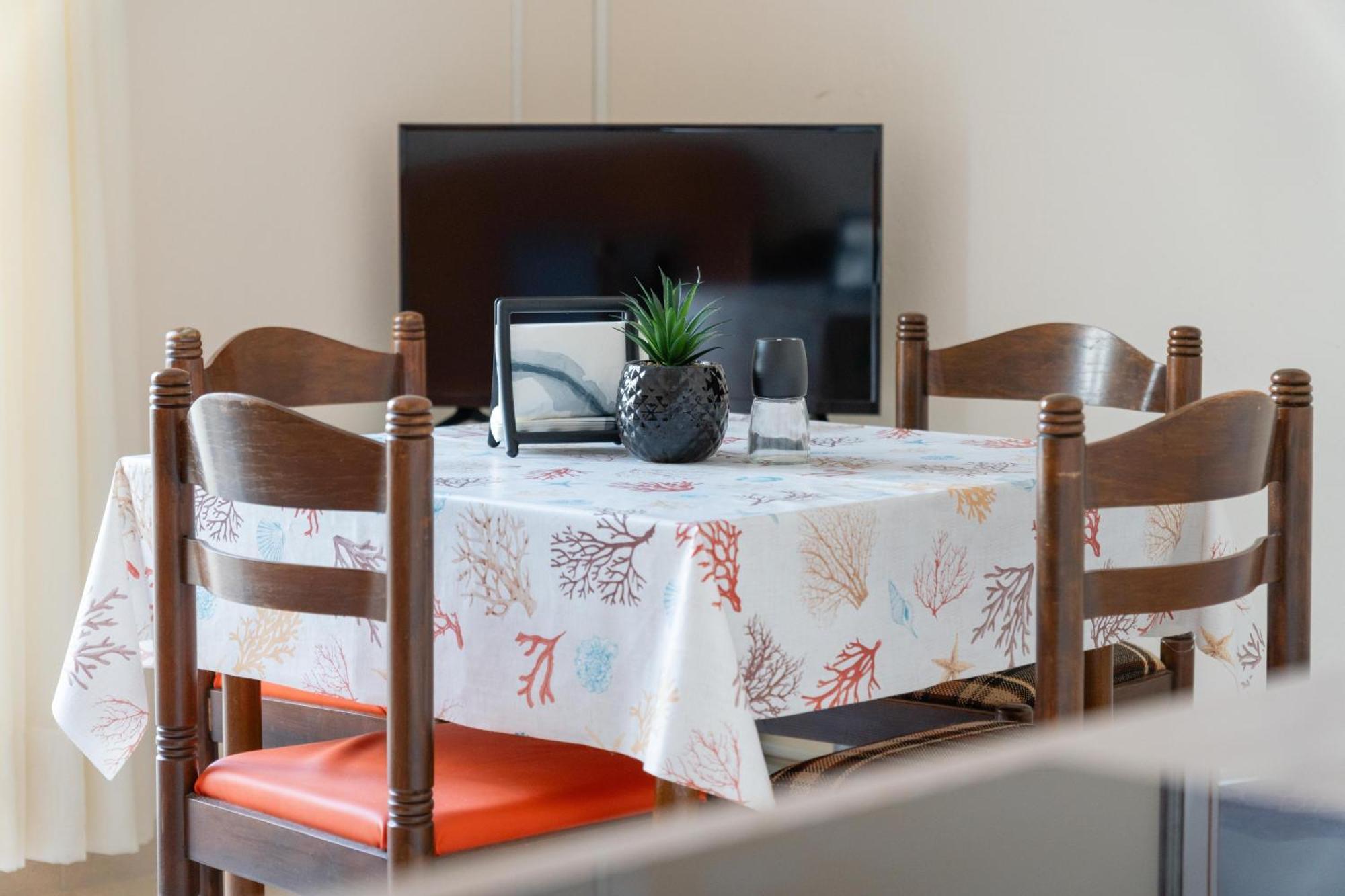 Apartments With A Parking Space Mandre, Pag - 18748 コラン 部屋 写真