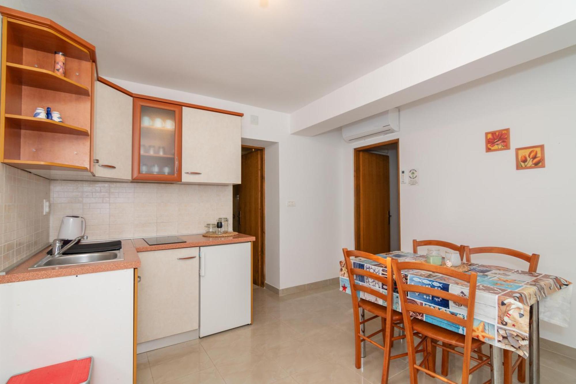 Apartments With A Parking Space Mandre, Pag - 18748 コラン 部屋 写真